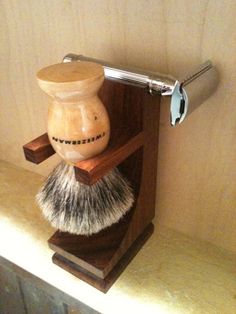 Double Edge Razor Guide How to Shave with a DE Razor