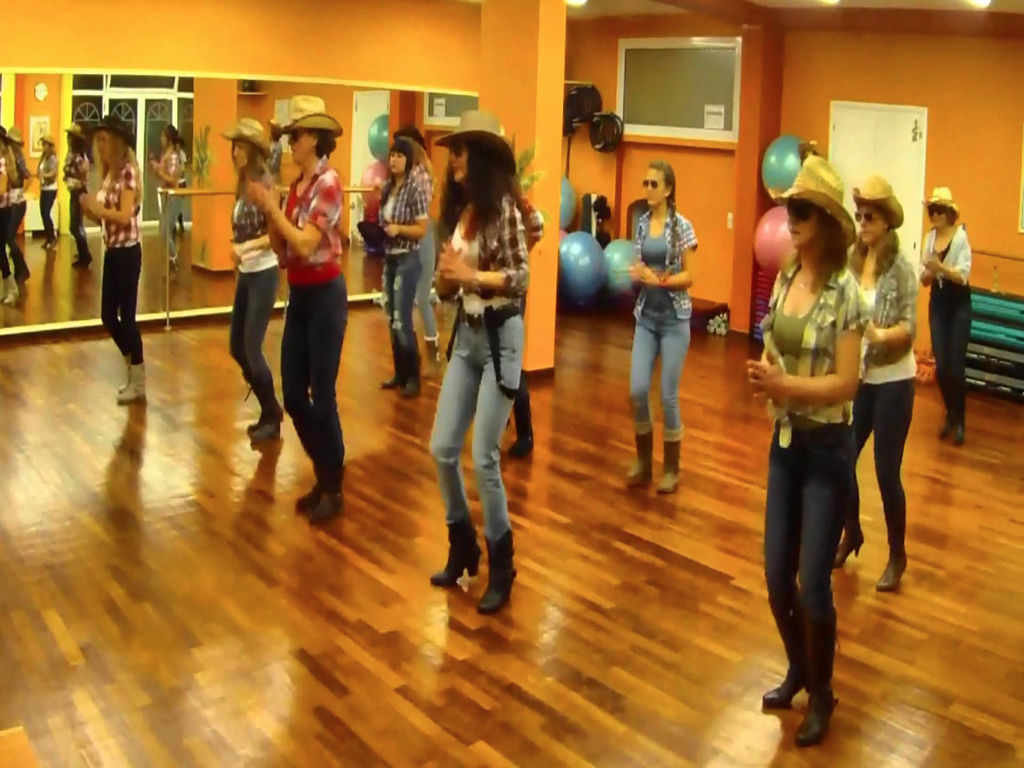 12 Free Line Dancing music playlists 8tracks radio